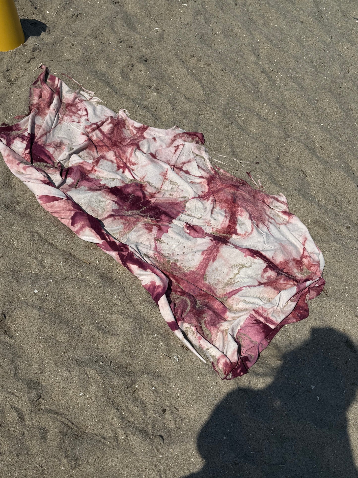 sample sale beach throw in pink