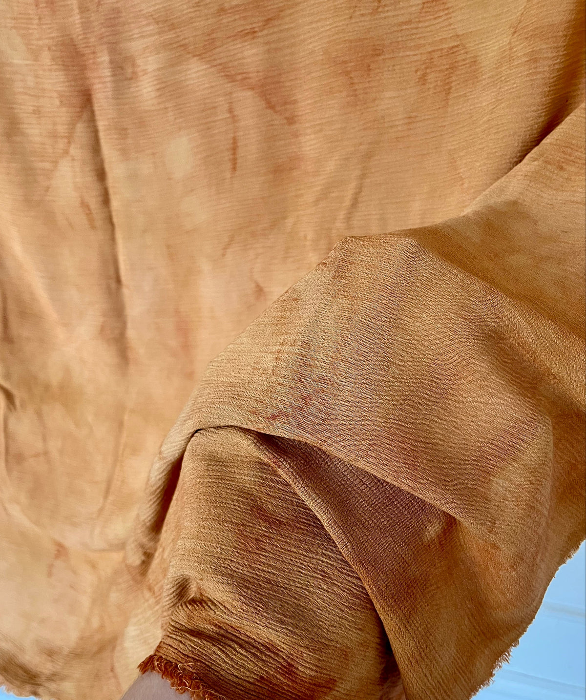 Sample sale crinkle textile