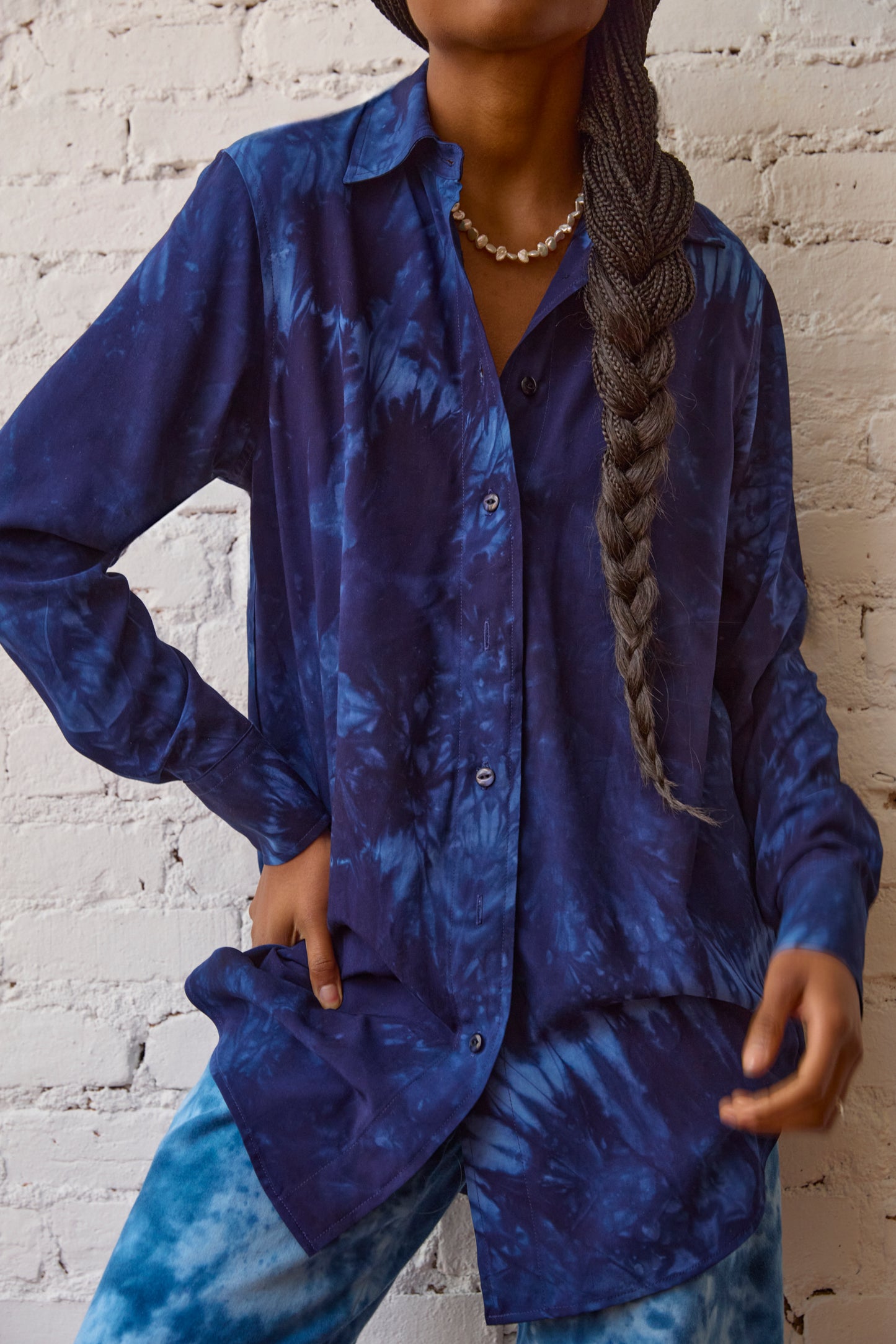 Sample Sale Button Down in Navy